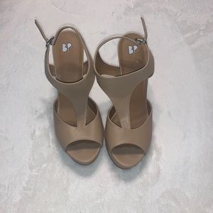 Nude BP Wedges